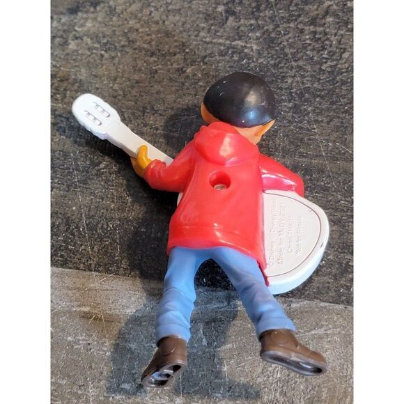 Disney 2021 McDonalds Coco Miguel guitar toy figure - Picture 3 of 3